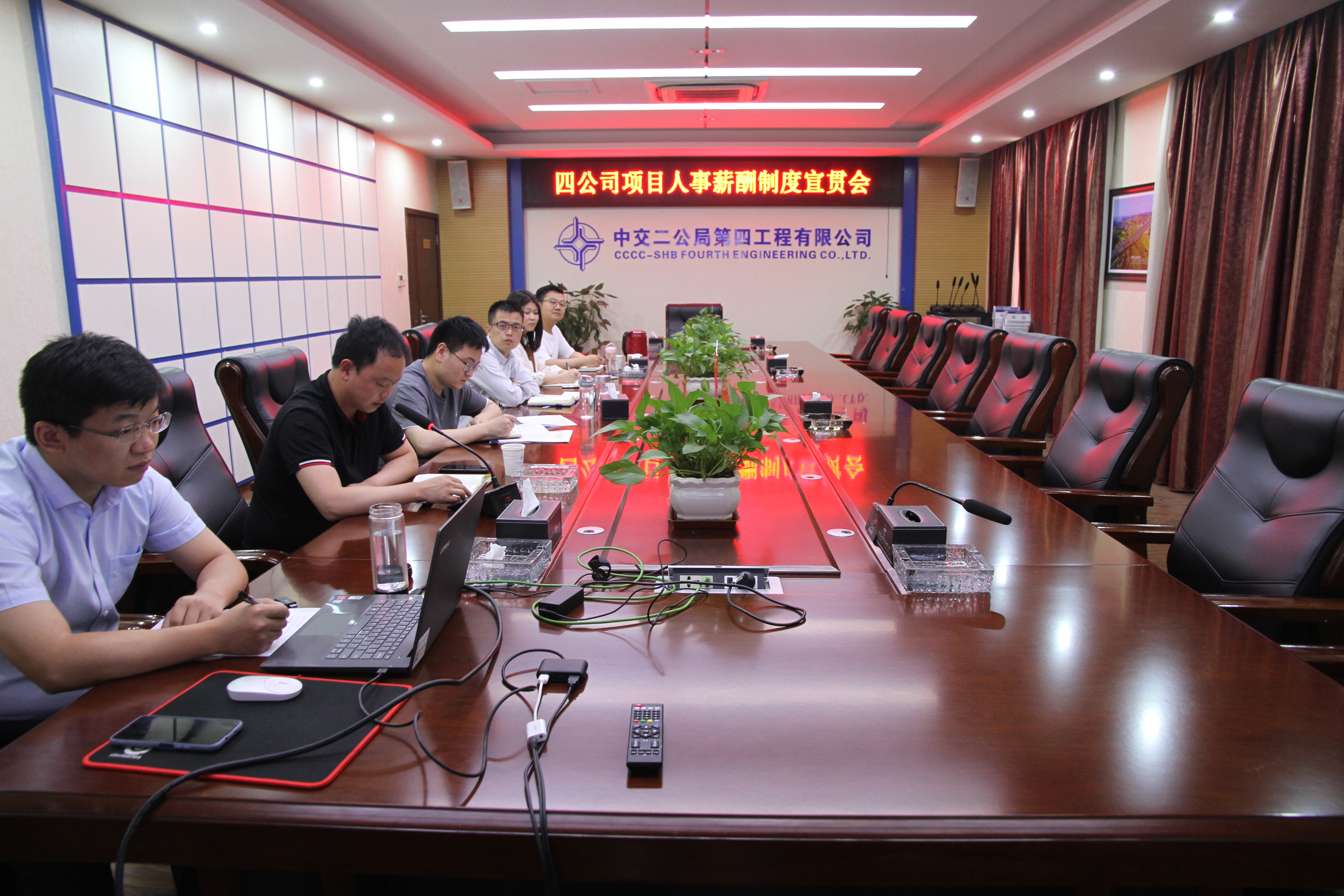 IMG_1595.JPG IMG_1595.JPG